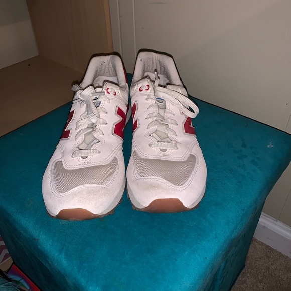 New Balance Tennis Shoes - Picture 2 of 5